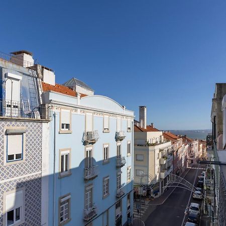 Classic Topfloor Apartment By Lovelystay Lisboa Exteriör bild