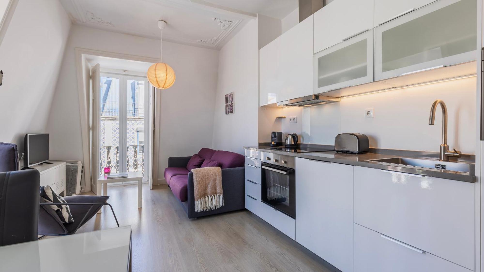 Classic Topfloor Apartment By Lovelystay Lisboa Exteriör bild