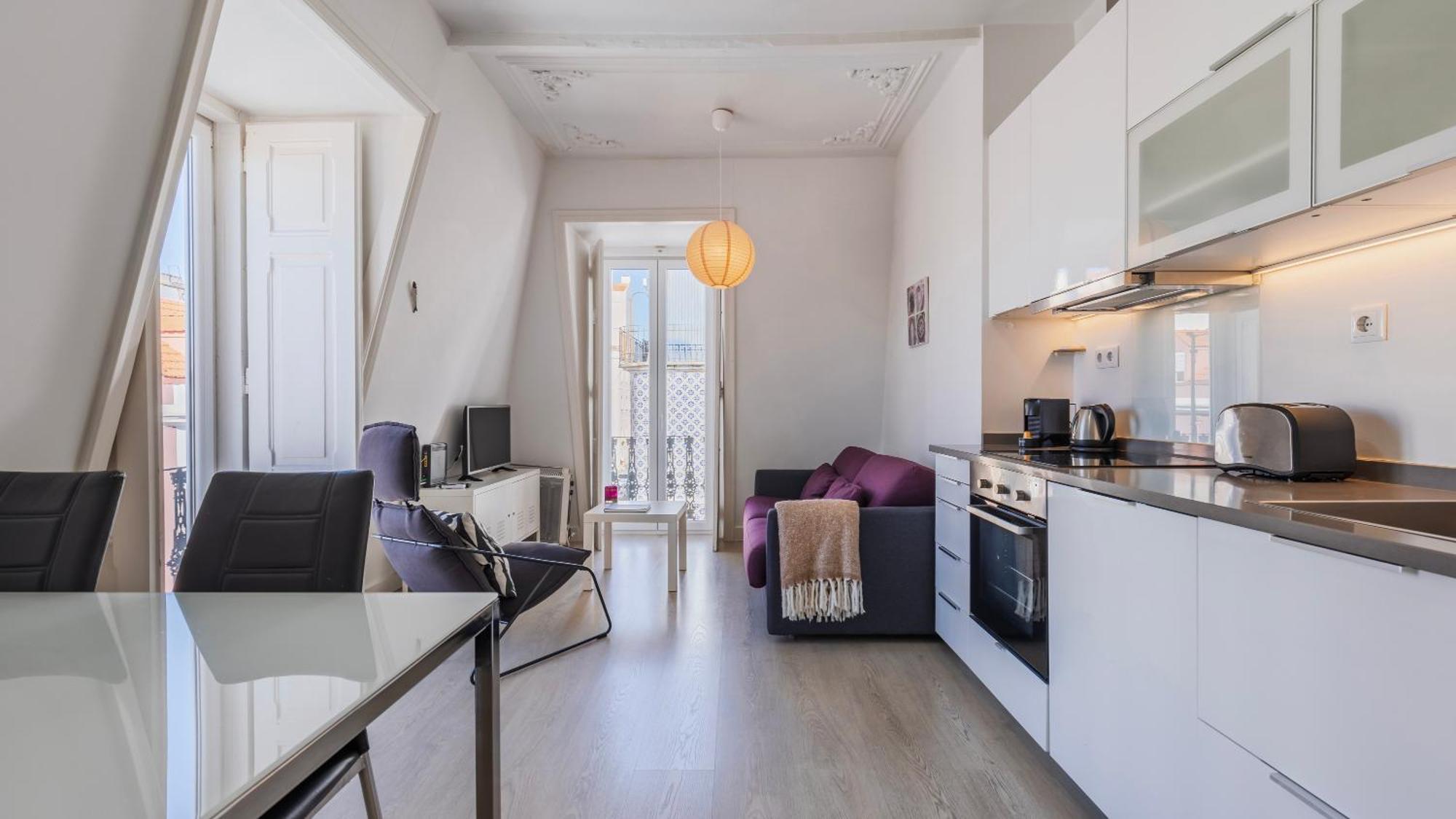 Classic Topfloor Apartment By Lovelystay Lisboa Exteriör bild