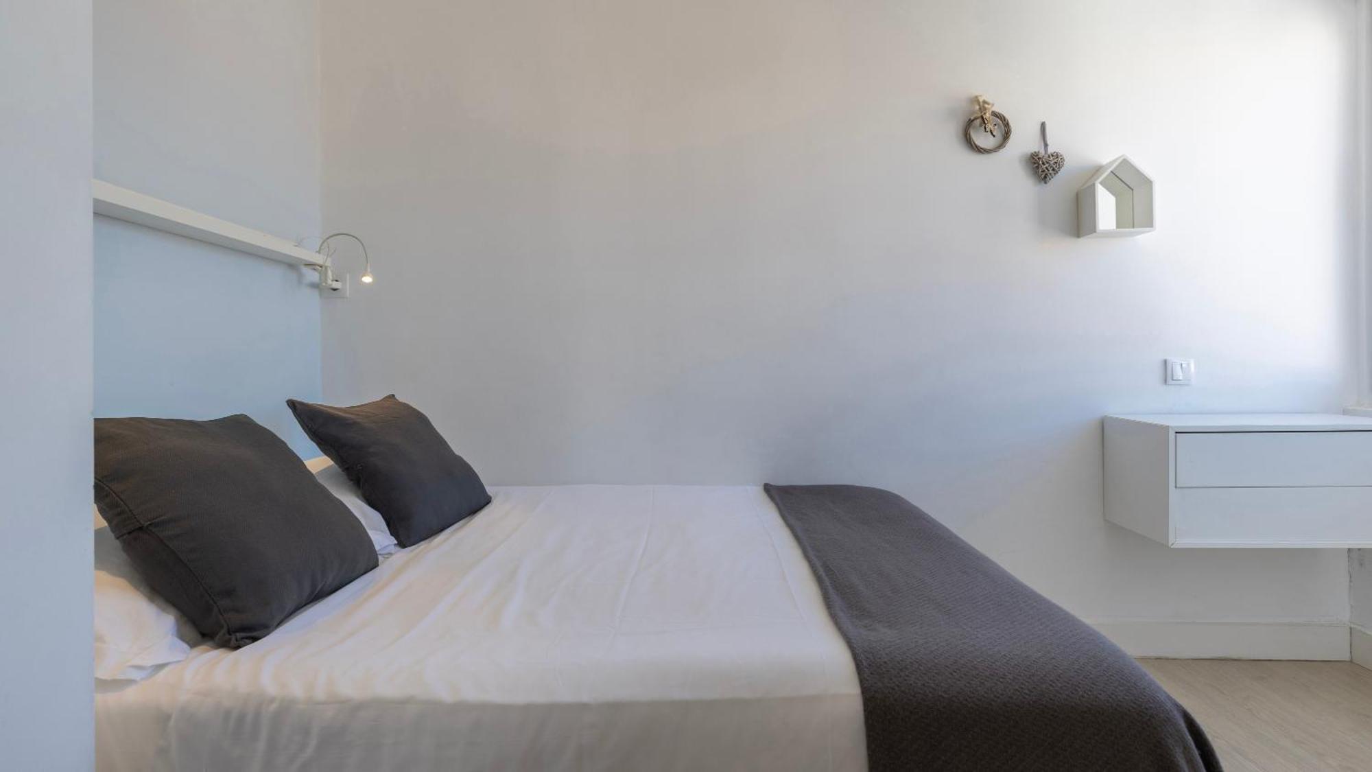 Classic Topfloor Apartment By Lovelystay Lisboa Exteriör bild